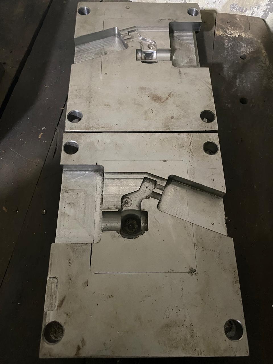 Silver metal plate machine assembly